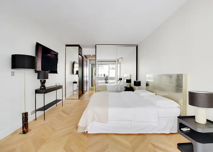Magnifique 140 M2 Avec Terrasse - Bail Mobilite